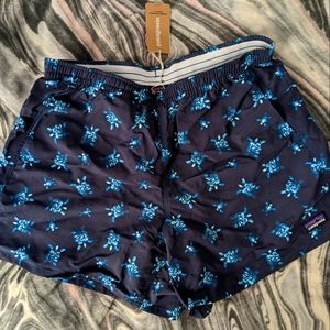 BRAND NEW Women's Patagonia Baggies M